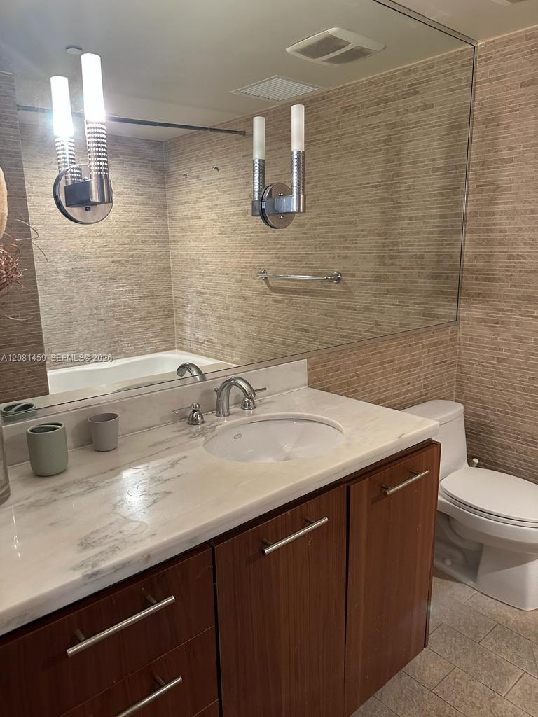 50 Biscayne Blvd # 903 — Photo 5