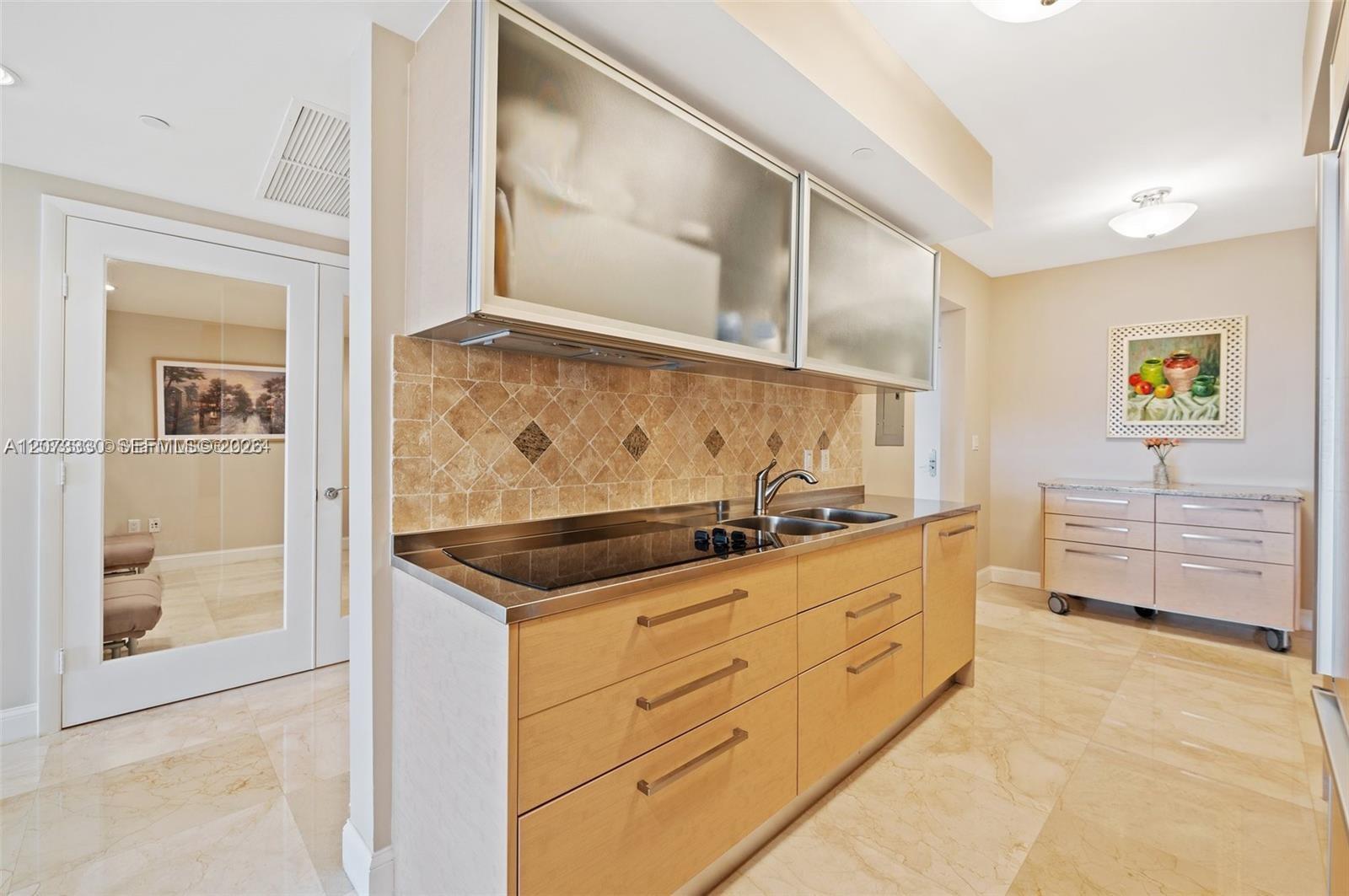 1850 S Ocean Dr # 3508 — Photo 4