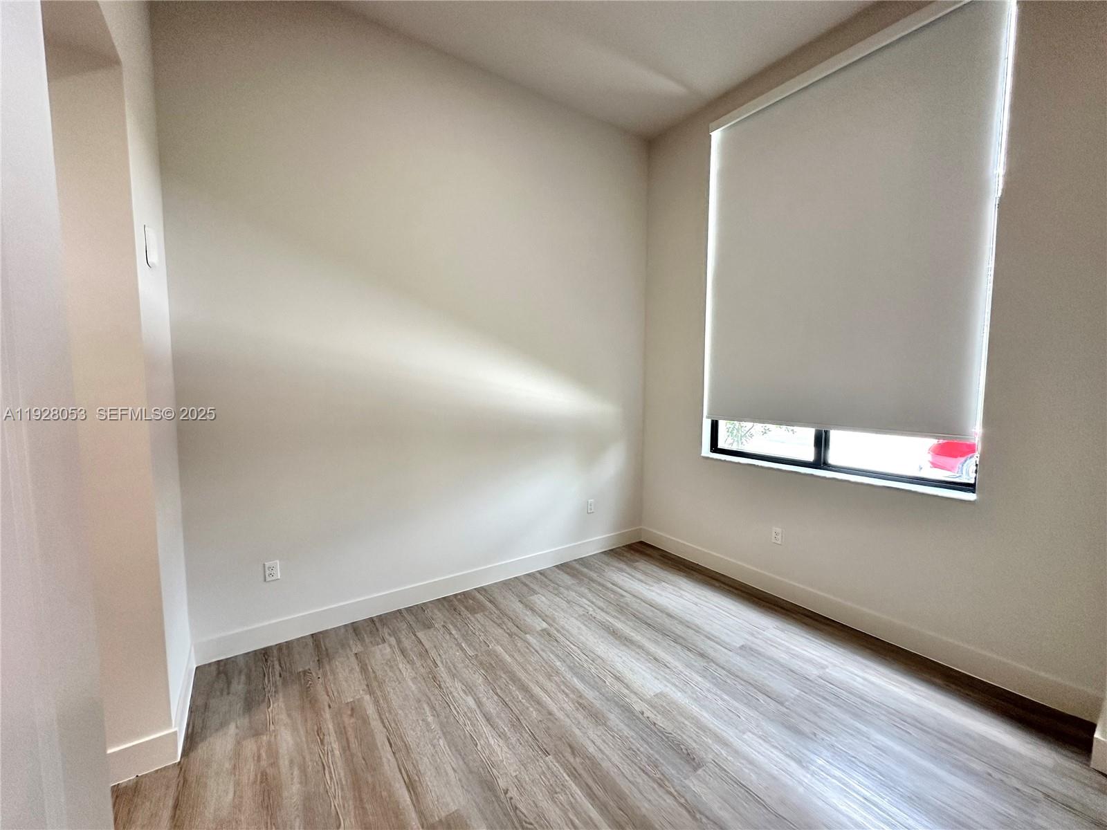 18412 Homestead Ave # 110 — Photo 4