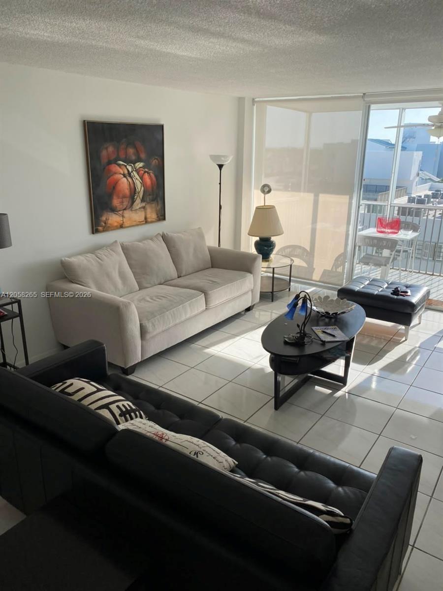 150 Ocean Lane Dr # 8B, Key Biscayne FL 33149
