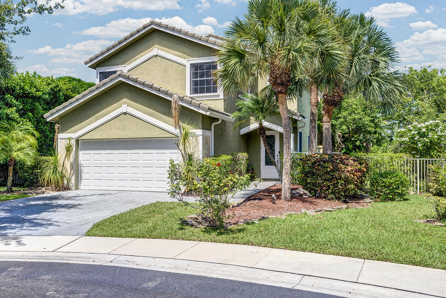8020 NW 70th Avenue, Parkland FL 33067