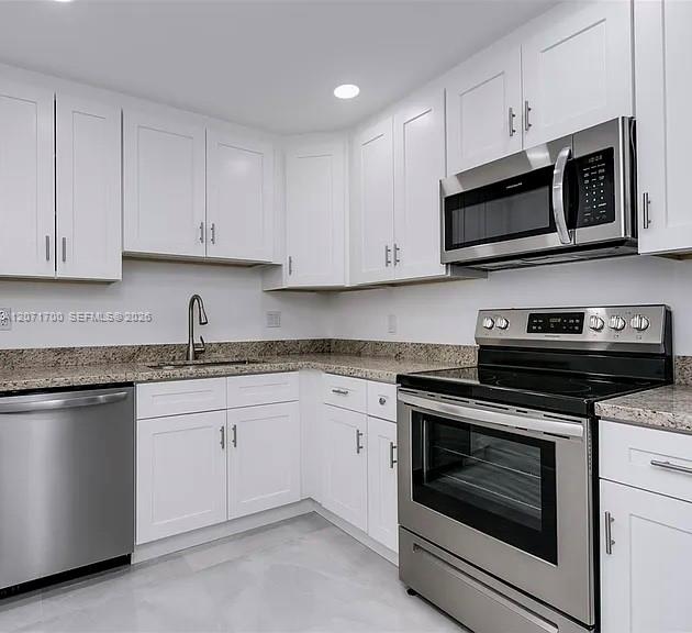 2500 Parkview Dr # 1705 View 4