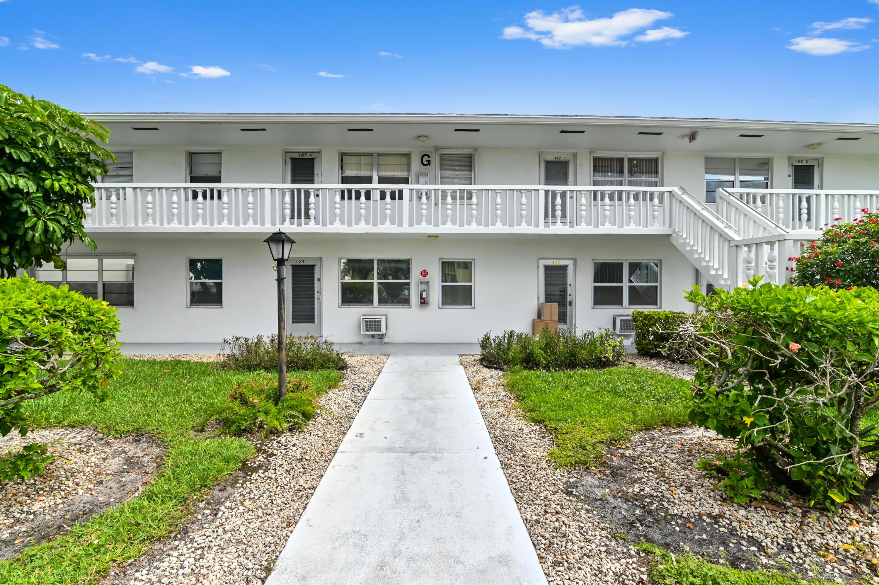 149 Coventry # G, West Palm Beach FL 33417