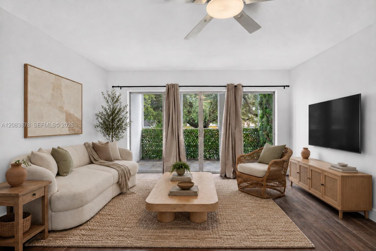 1939 Jefferson St # 204 — Photo 3