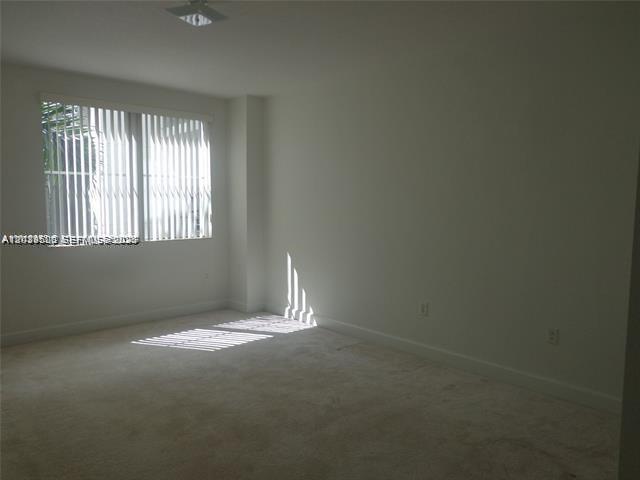 1830 Radius Dr # 319 — Photo 5