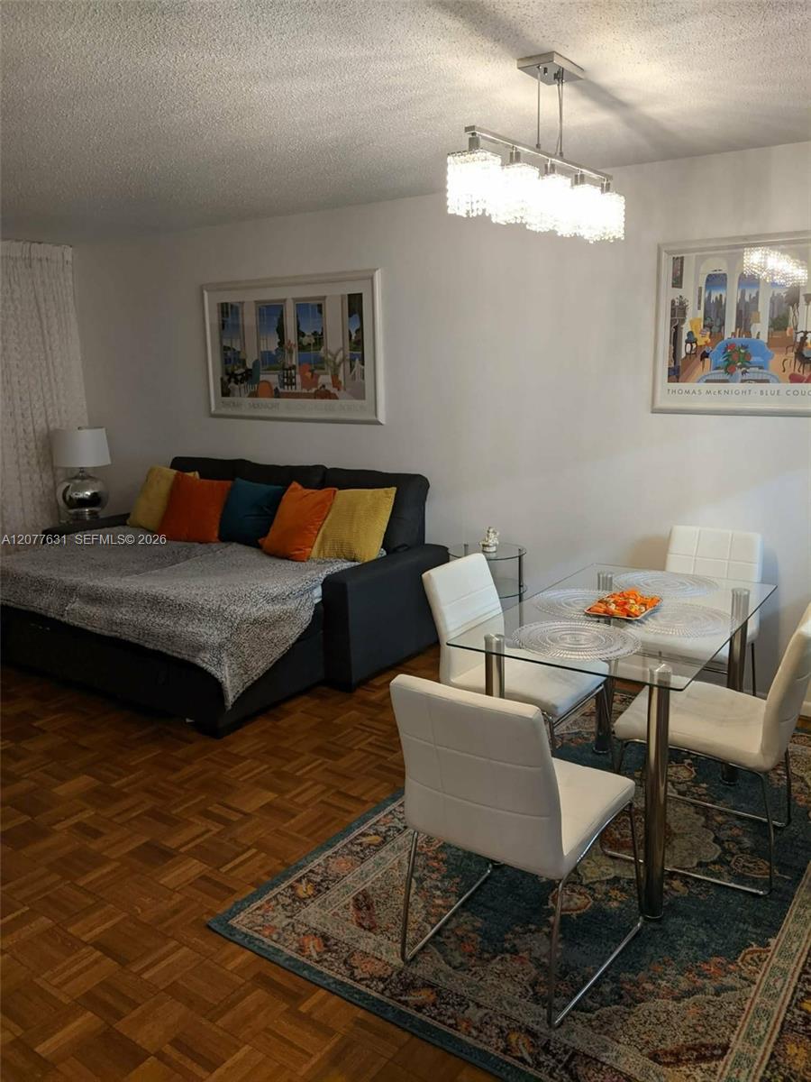 233 NE 14th Ave # 205 — Photo 3