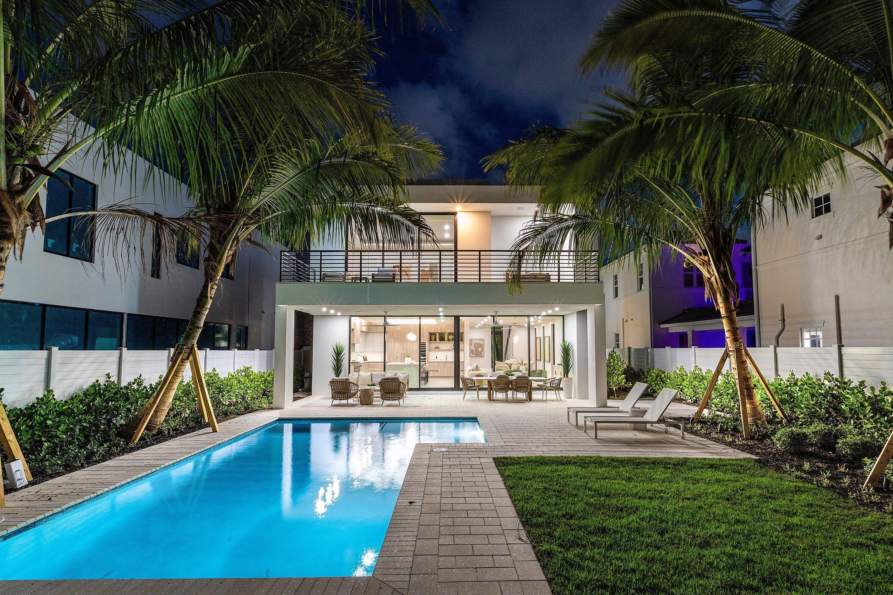 721 Lake Avenue N, Delray Beach FL 33483