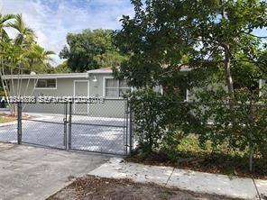 1575 NW 127th St, North Miami FL 33167