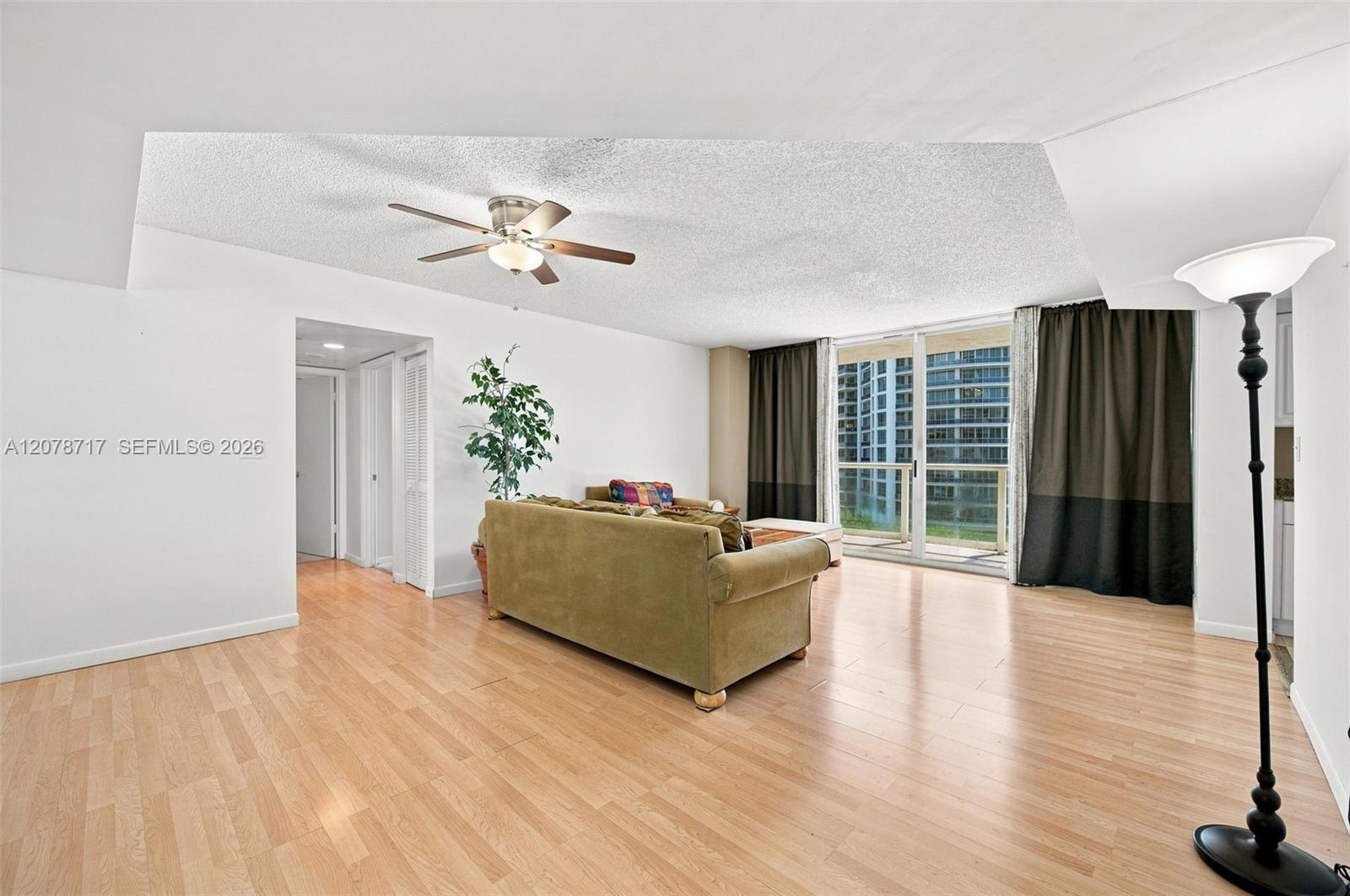 5900 Collins Ave # 1006 — Photo 4