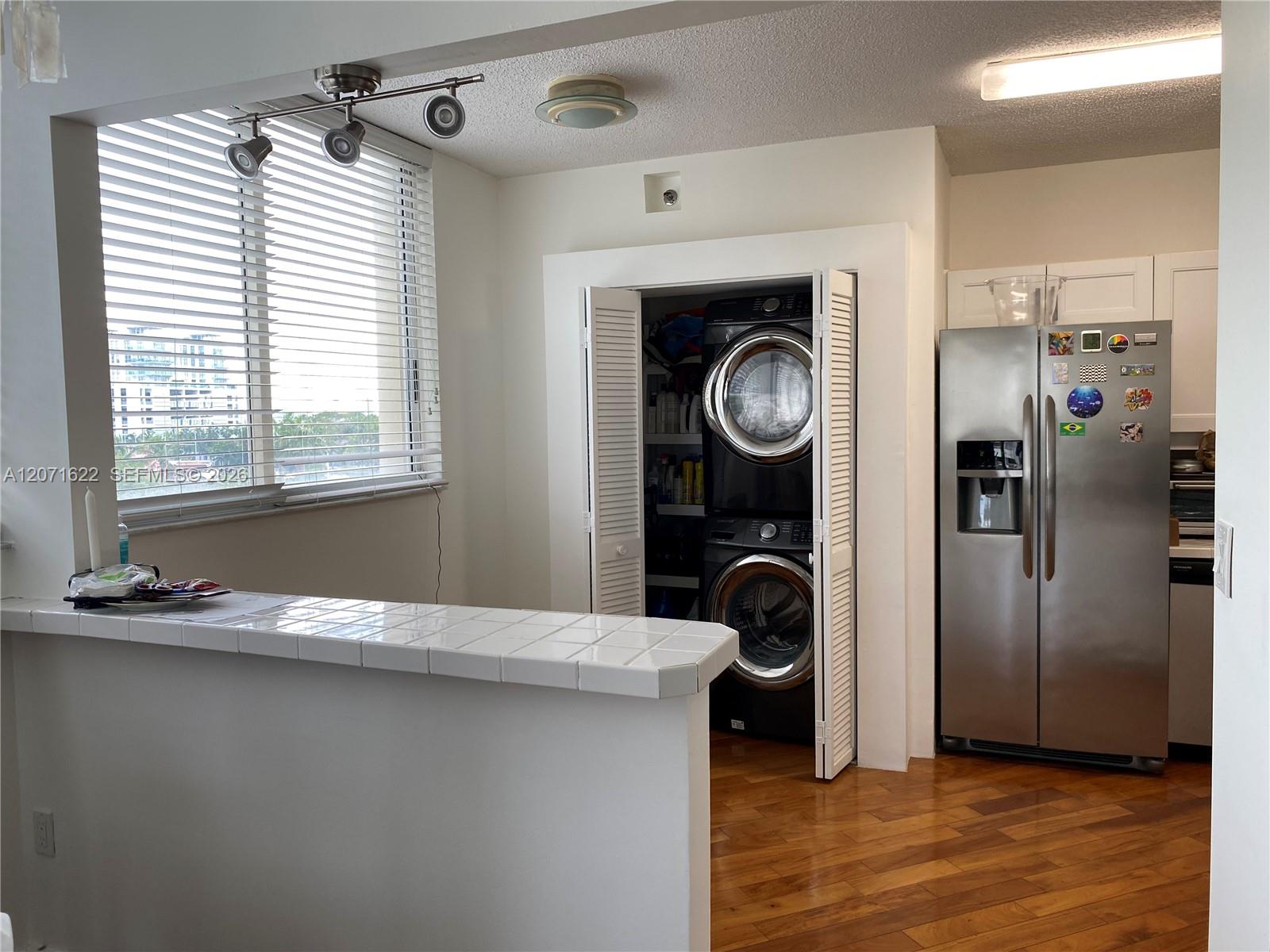 6422 Collins Ave # 501 View 12