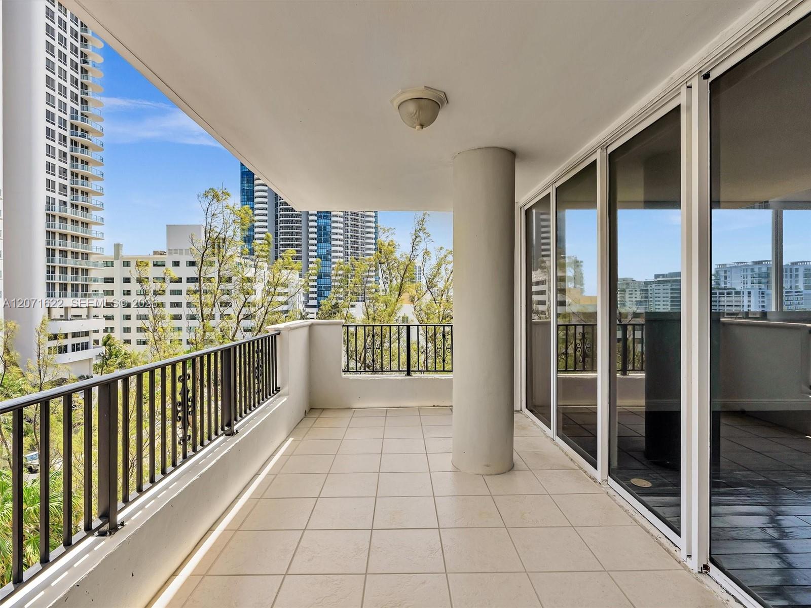 6422 Collins Ave # 501 View 3