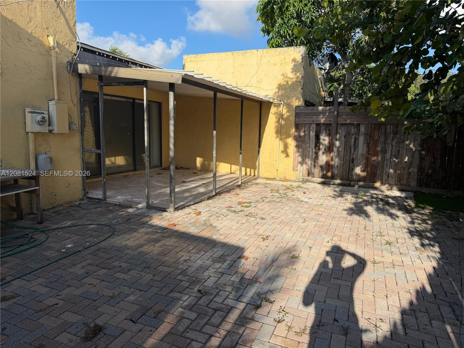 201 NW 43rd Pl # 201 — Photo 3