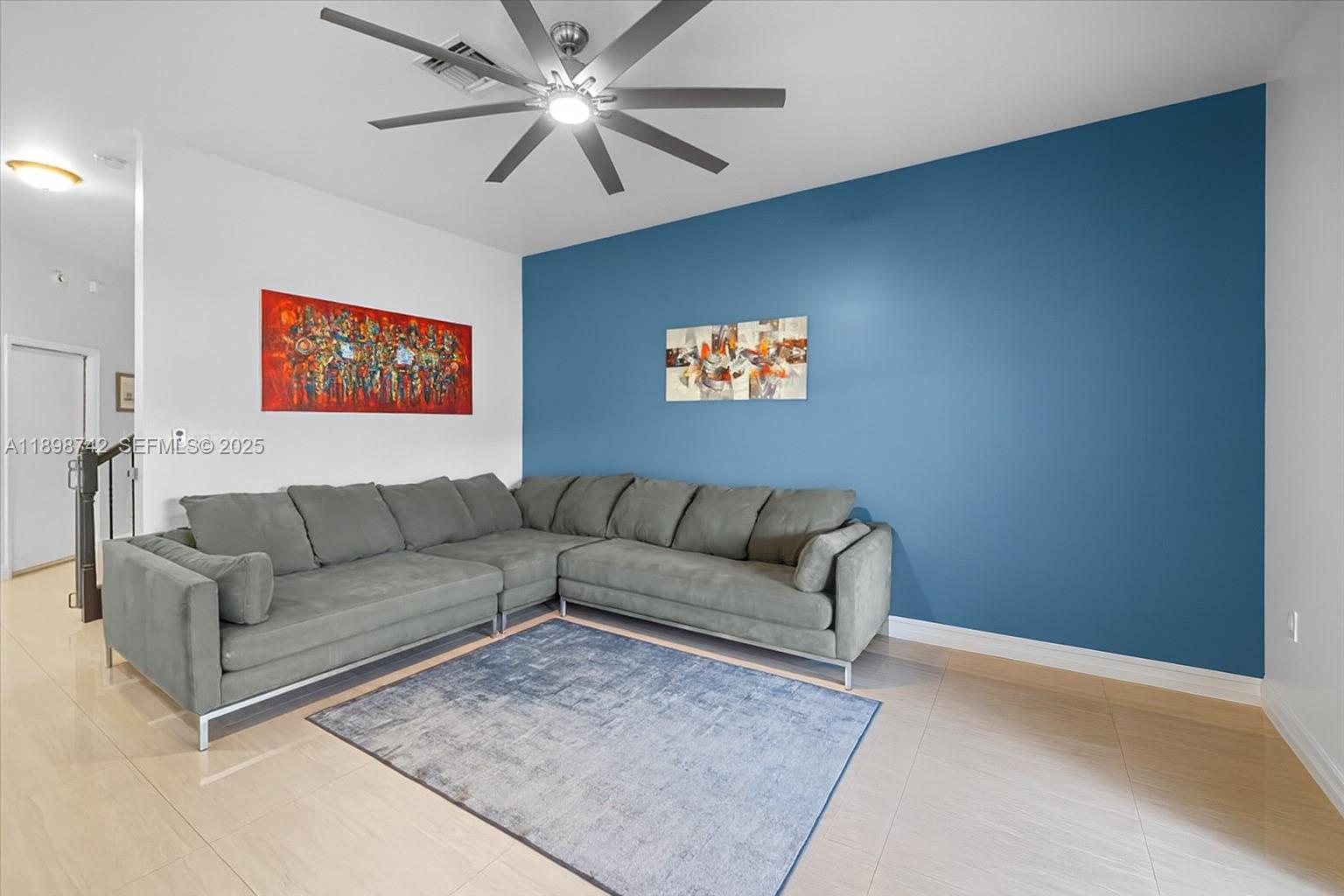 2726 Treasure Cove Cir — Photo 5