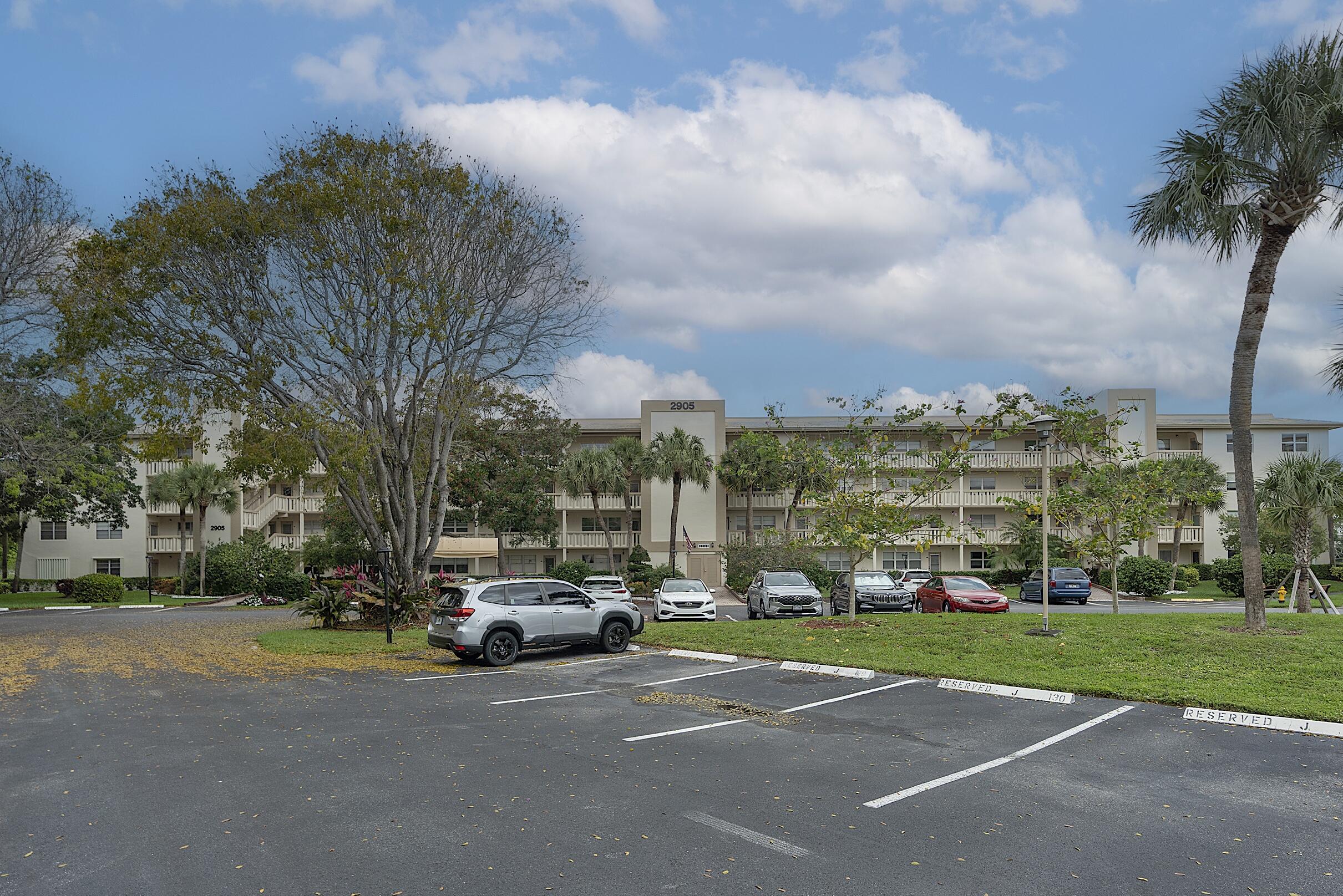 2905 Victoria Place # G4, Coconut Creek FL 33066