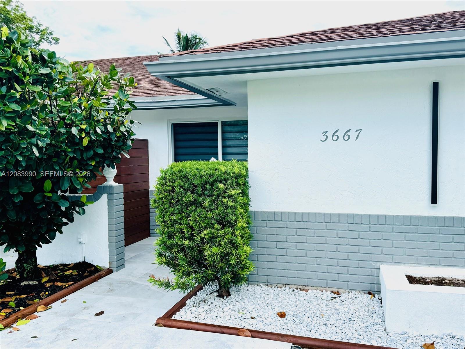 3665-3667 NW 17th Way # 3667 — Photo 3