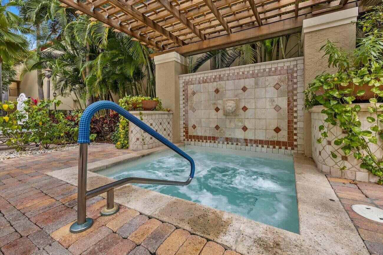 651 Okeechobee Boulevard # 705 — Photo 4