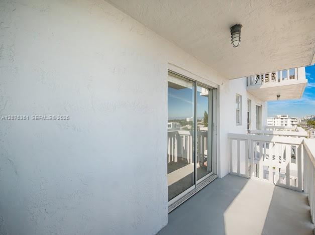7620 Carlyle Ave # 606 — Photo 2