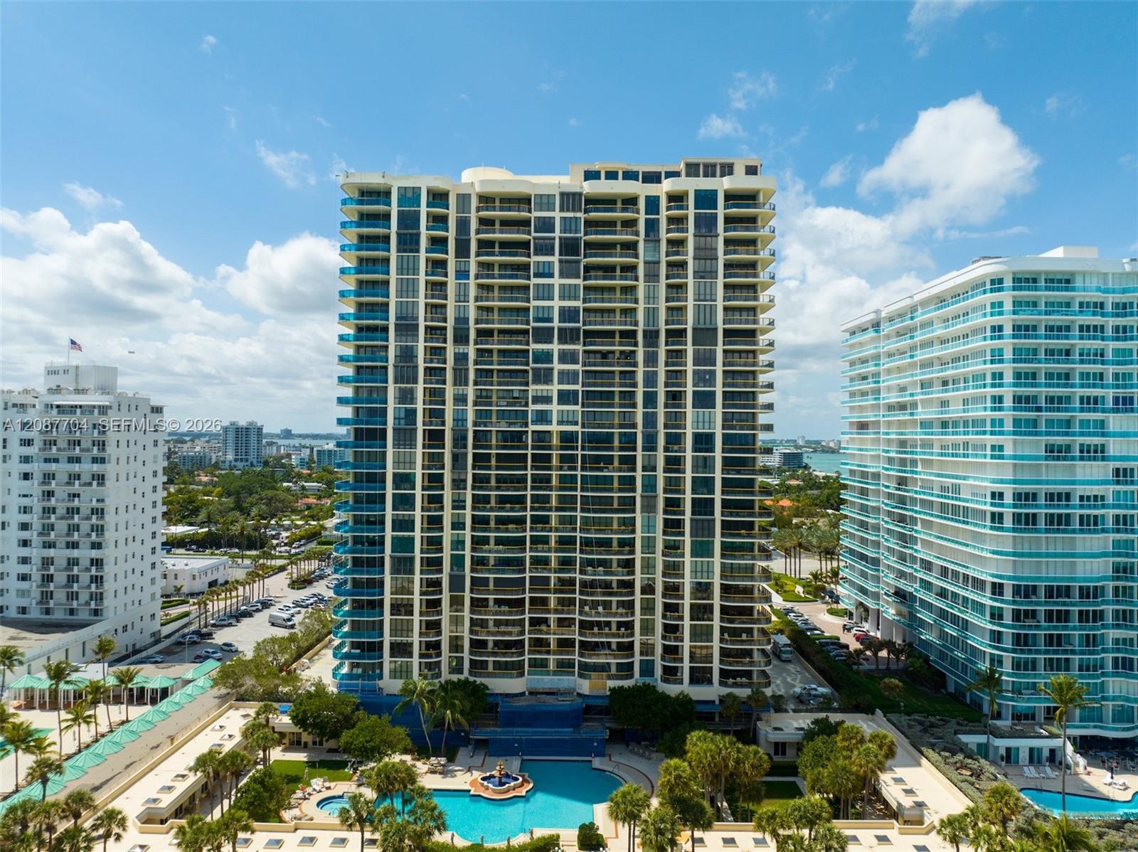 9999 Collins Ave # 5E — Photo 3