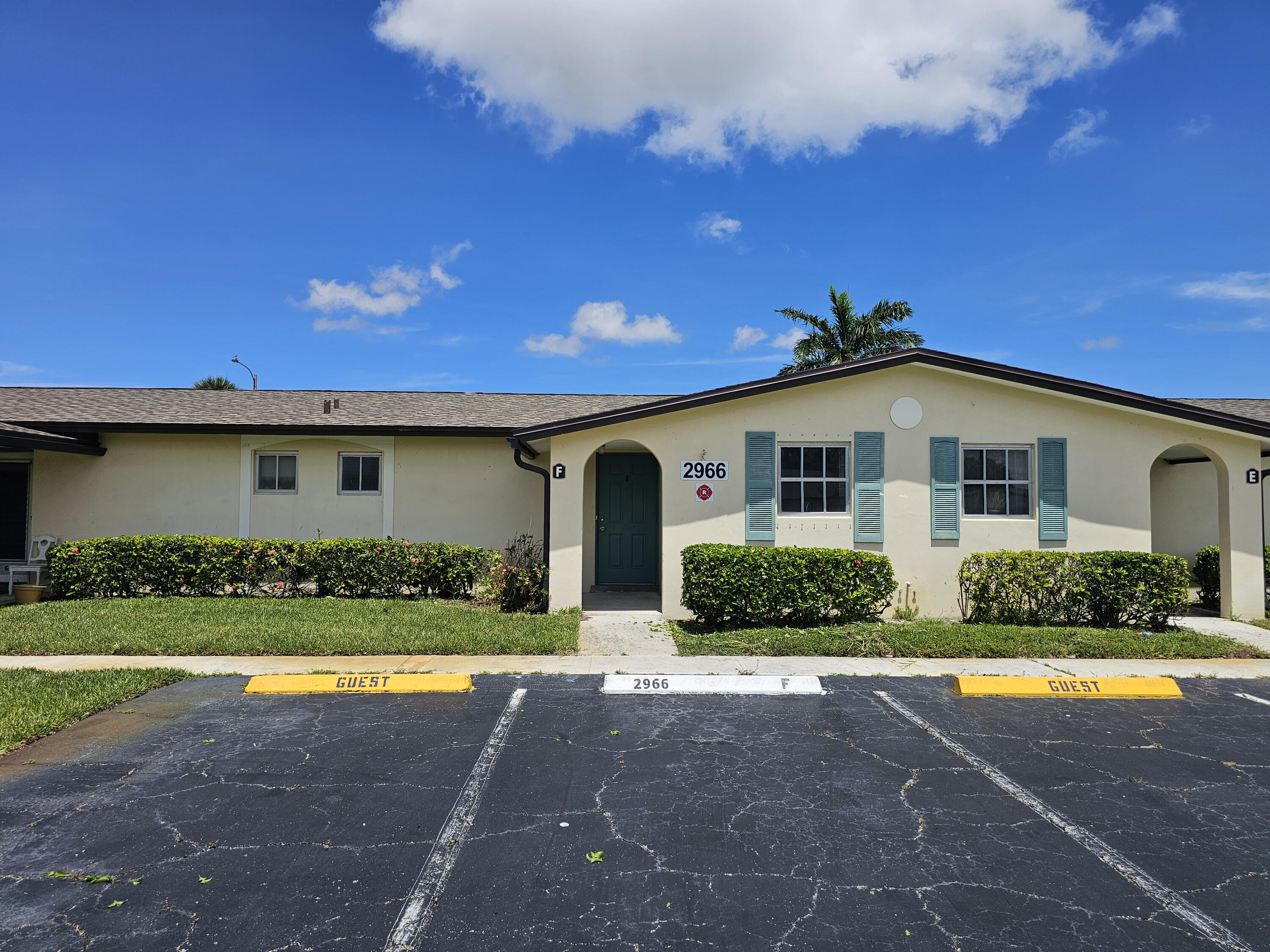 2966 Ashley Drive E # F, West Palm Beach FL 33415