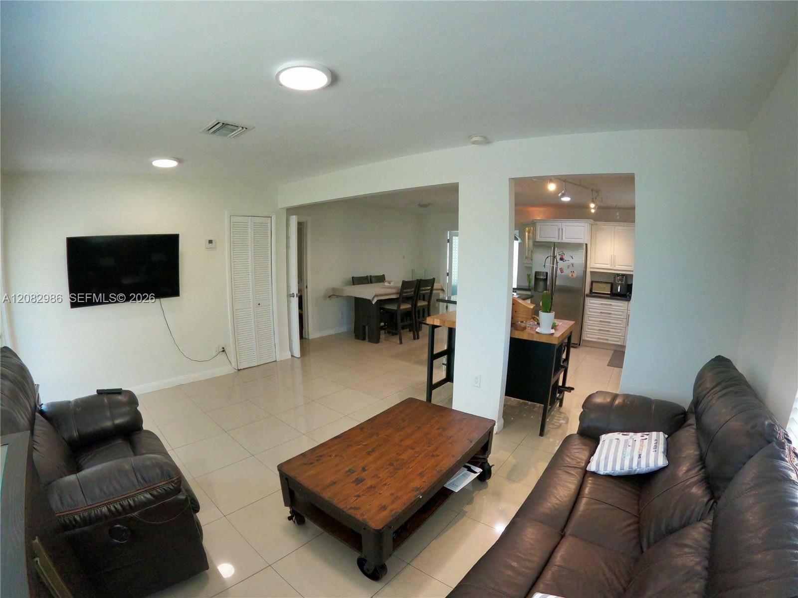 2236 Grant St # F — Photo 3