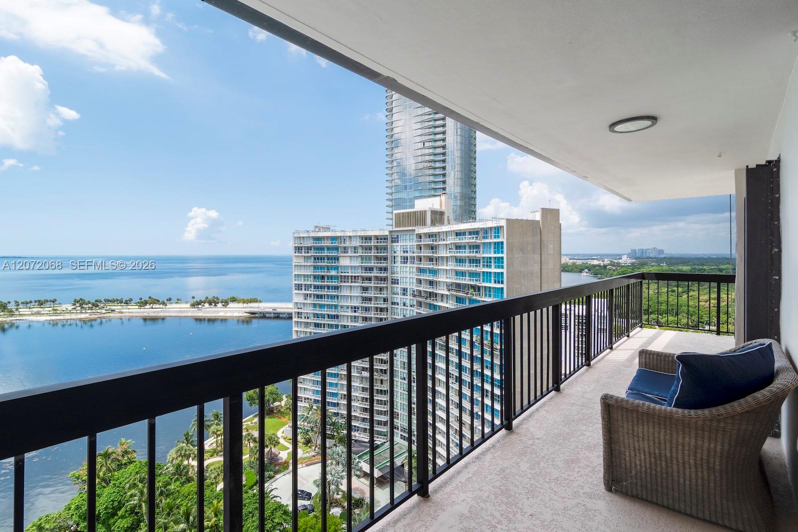 2333 Brickell Ave # 2212, Miami FL 33129
