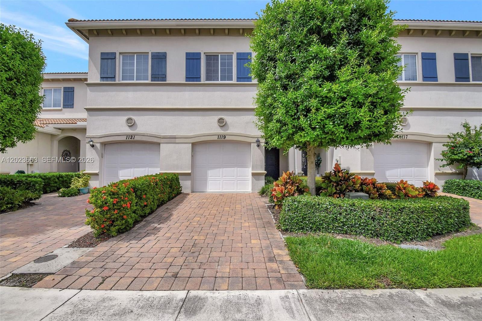 1119 Vermilion Dr, Lake Worth FL 33461