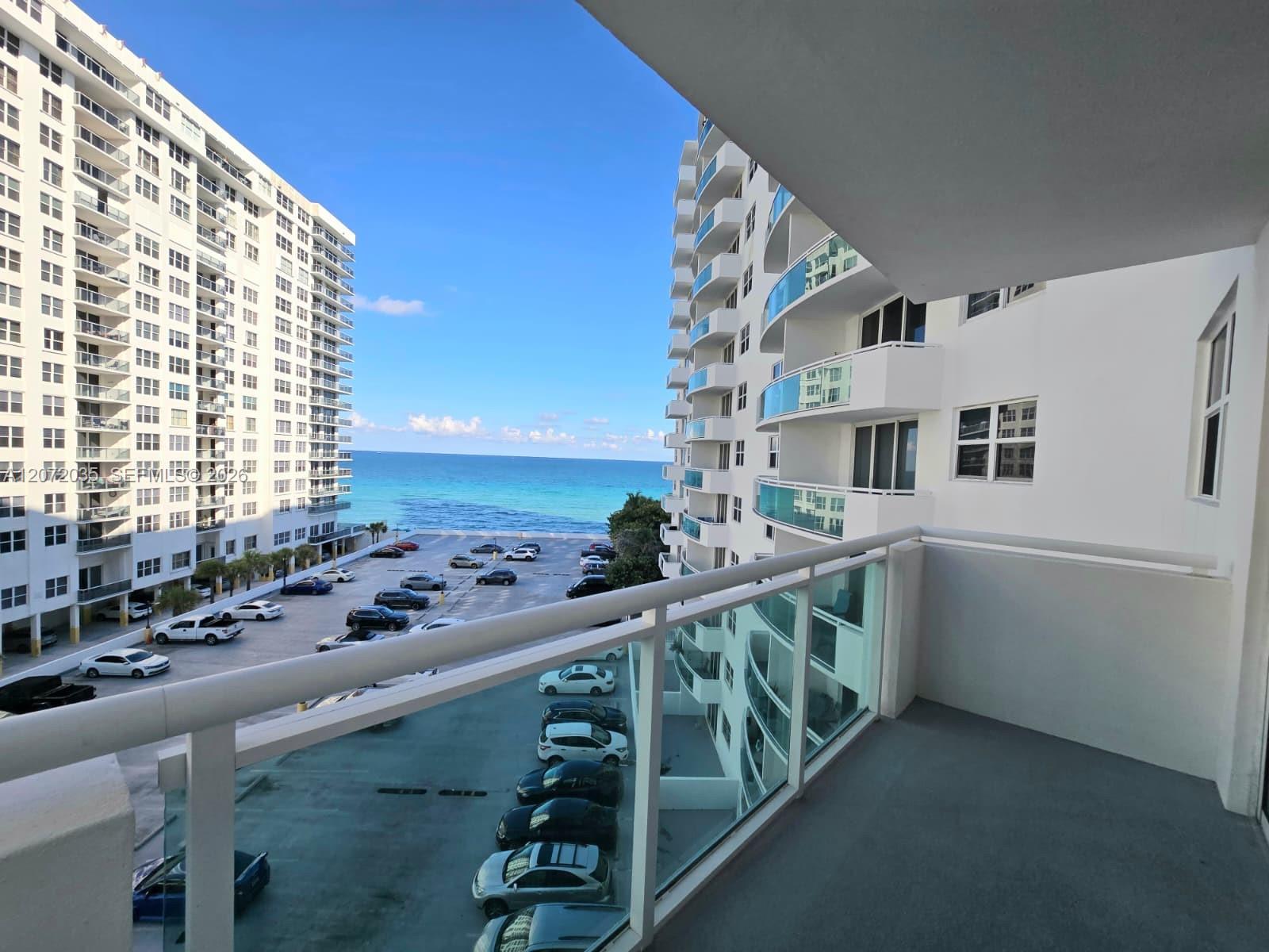3001 S Ocean Dr # 649 — Photo 3