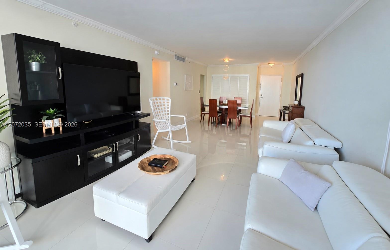 3001 S Ocean Dr # 649 — Photo 5