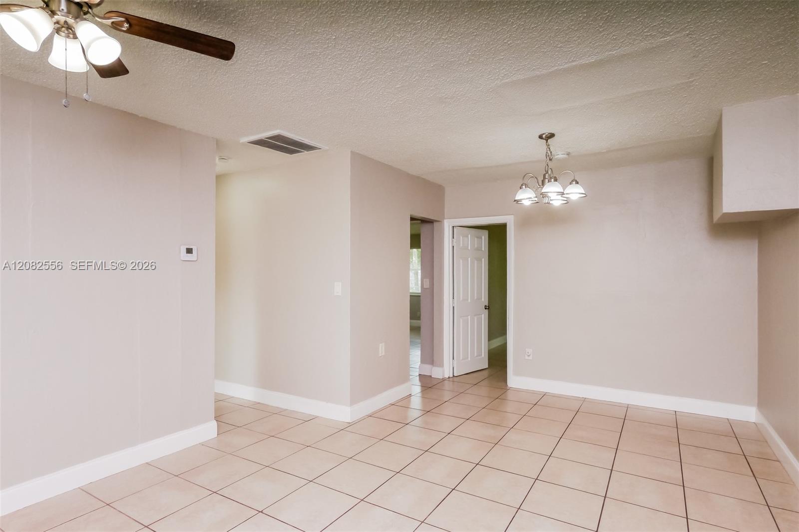 4531 NE 5th Ave — Photo 5
