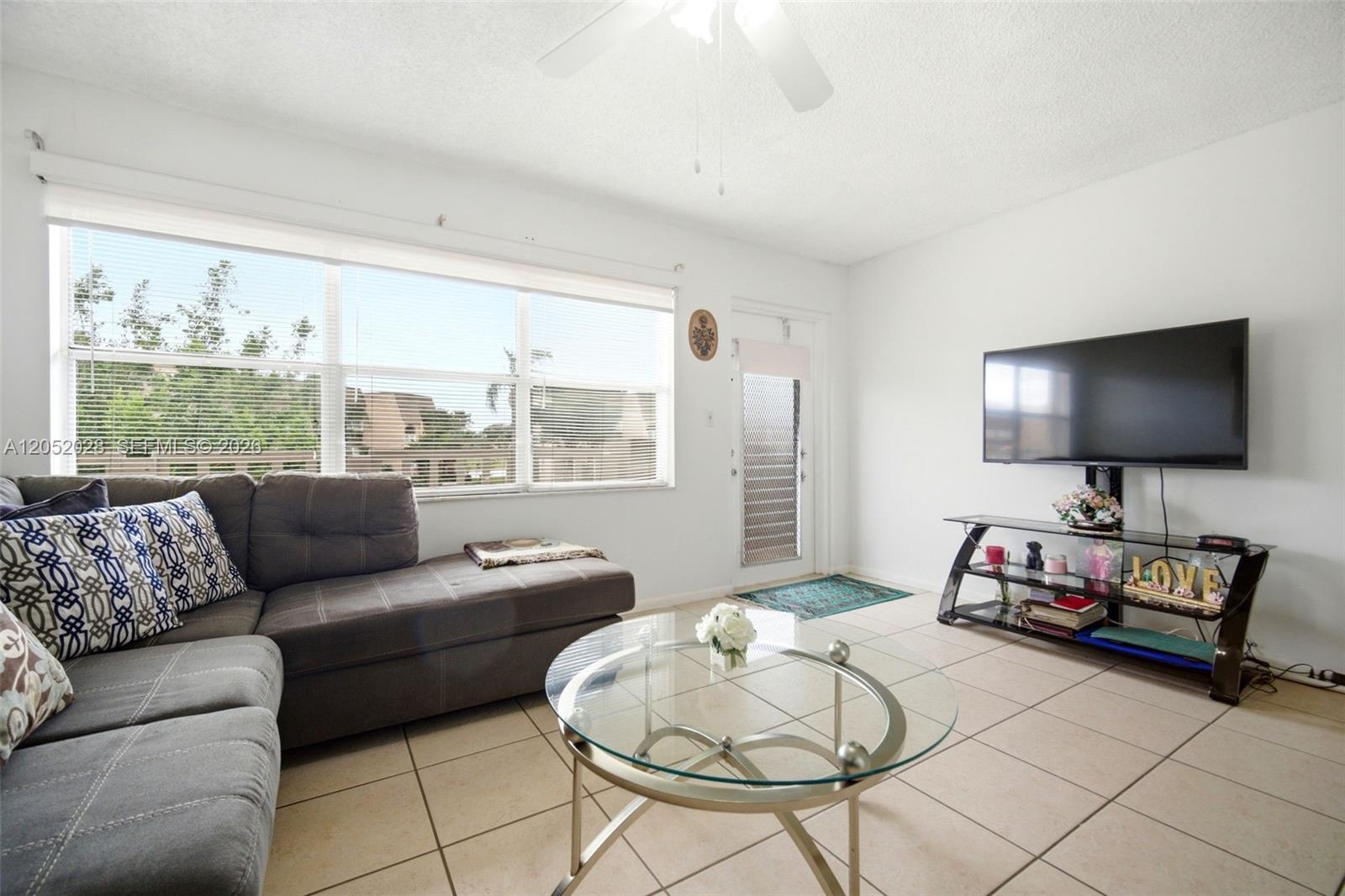 9101 Sunrise Lakes Blvd # 218 — Photo 5
