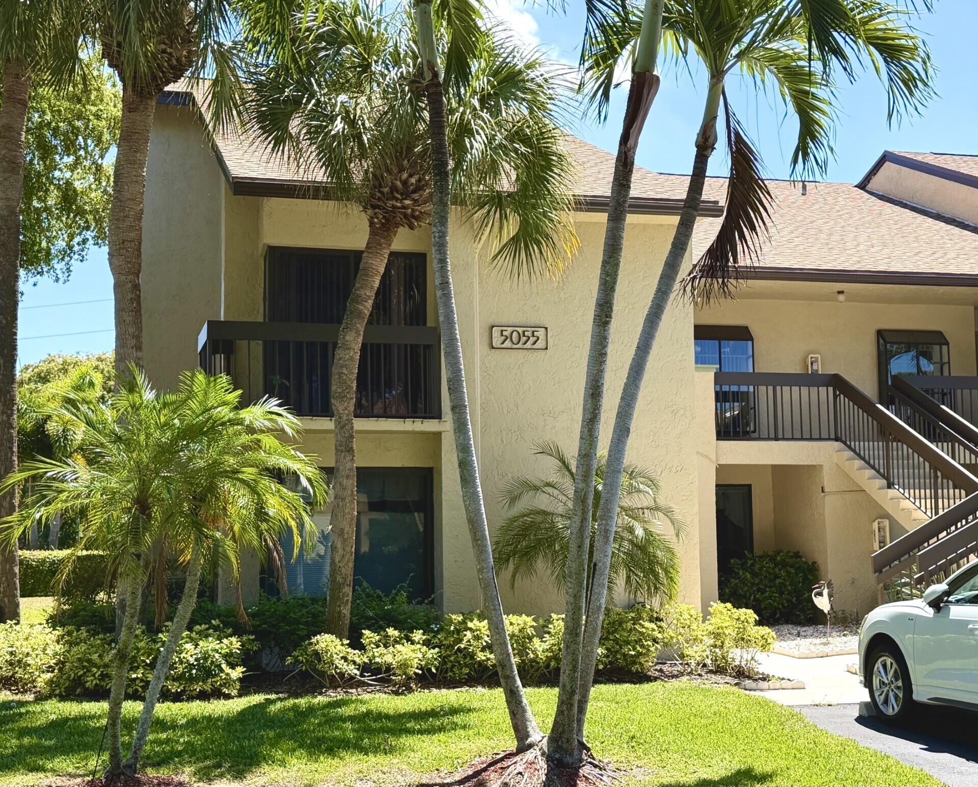 5055 Oakhill Lane # 221, Delray Beach FL 33484