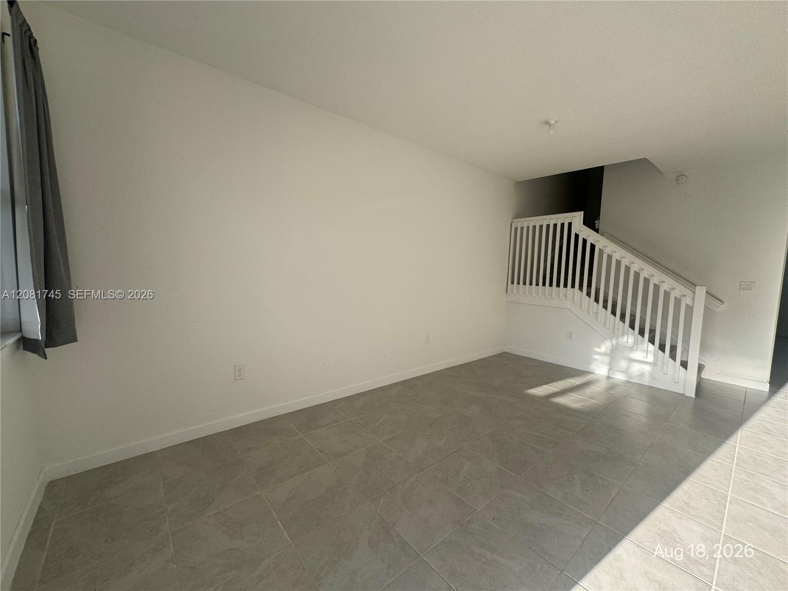 28567 SW 134th Ave — Photo 2