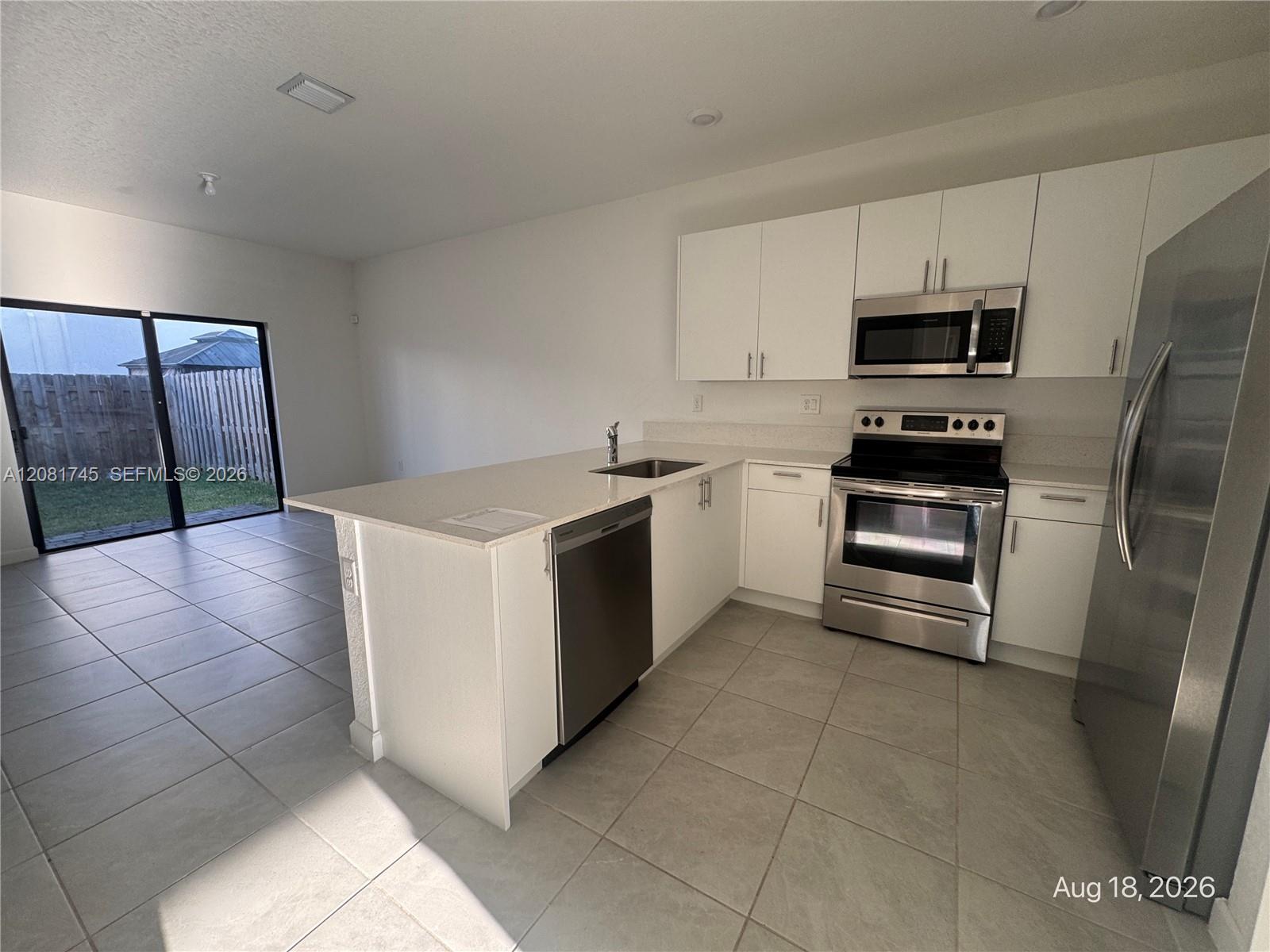 28567 SW 134th Ave — Photo 4