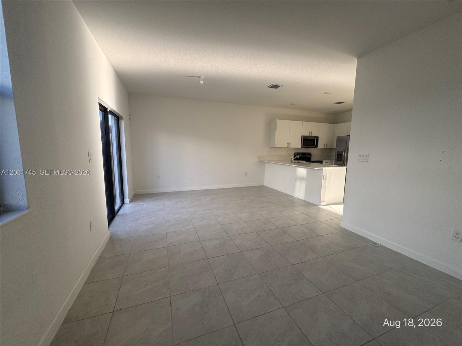 28567 SW 134th Ave — Photo 5