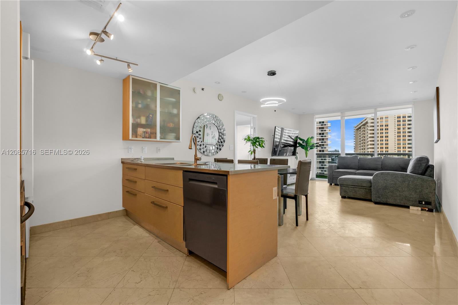 1850 S Ocean Dr # 706 — Photo 3