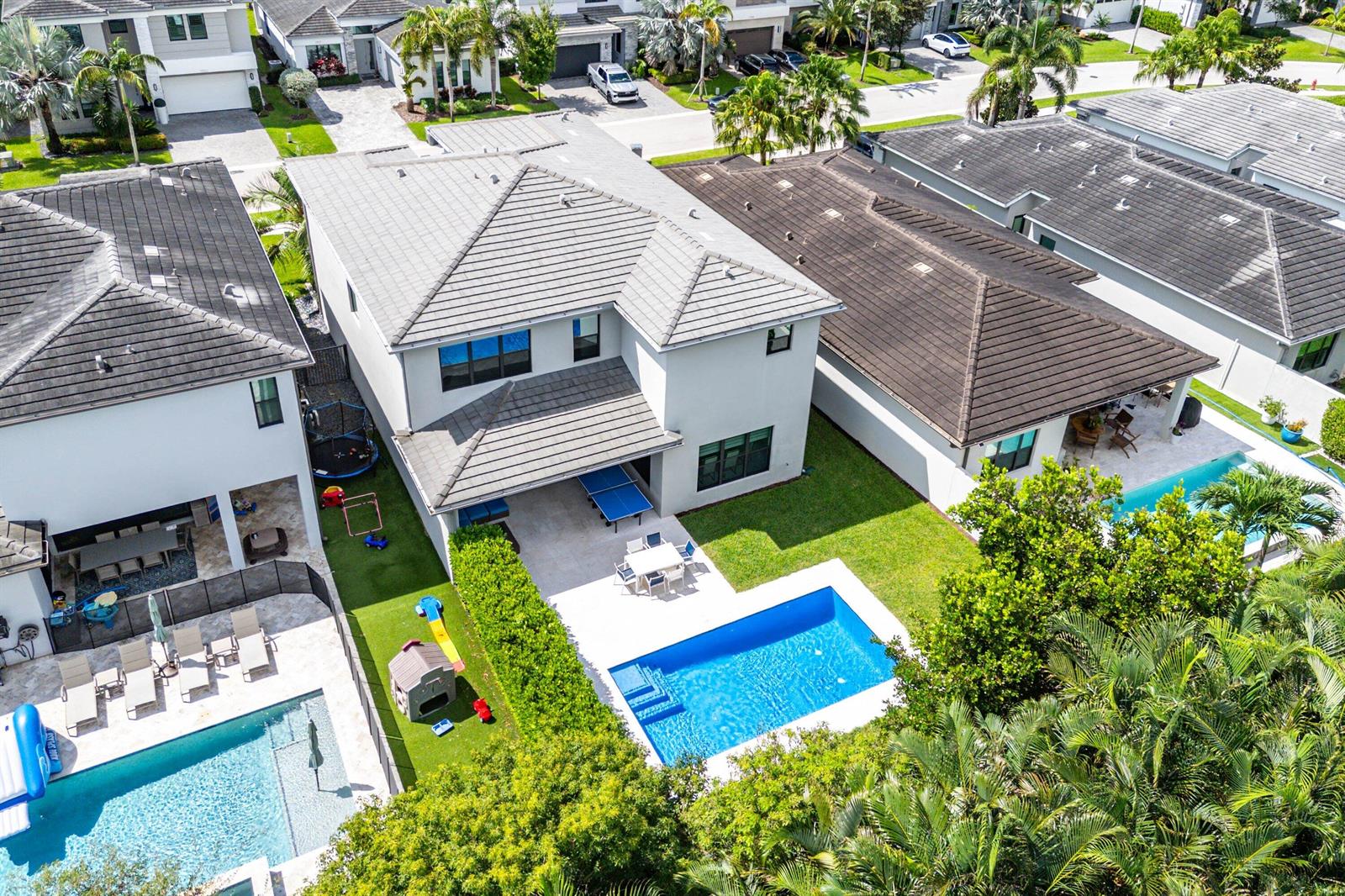 053-17516RainstreamRoad-BocaRaton-FL-334