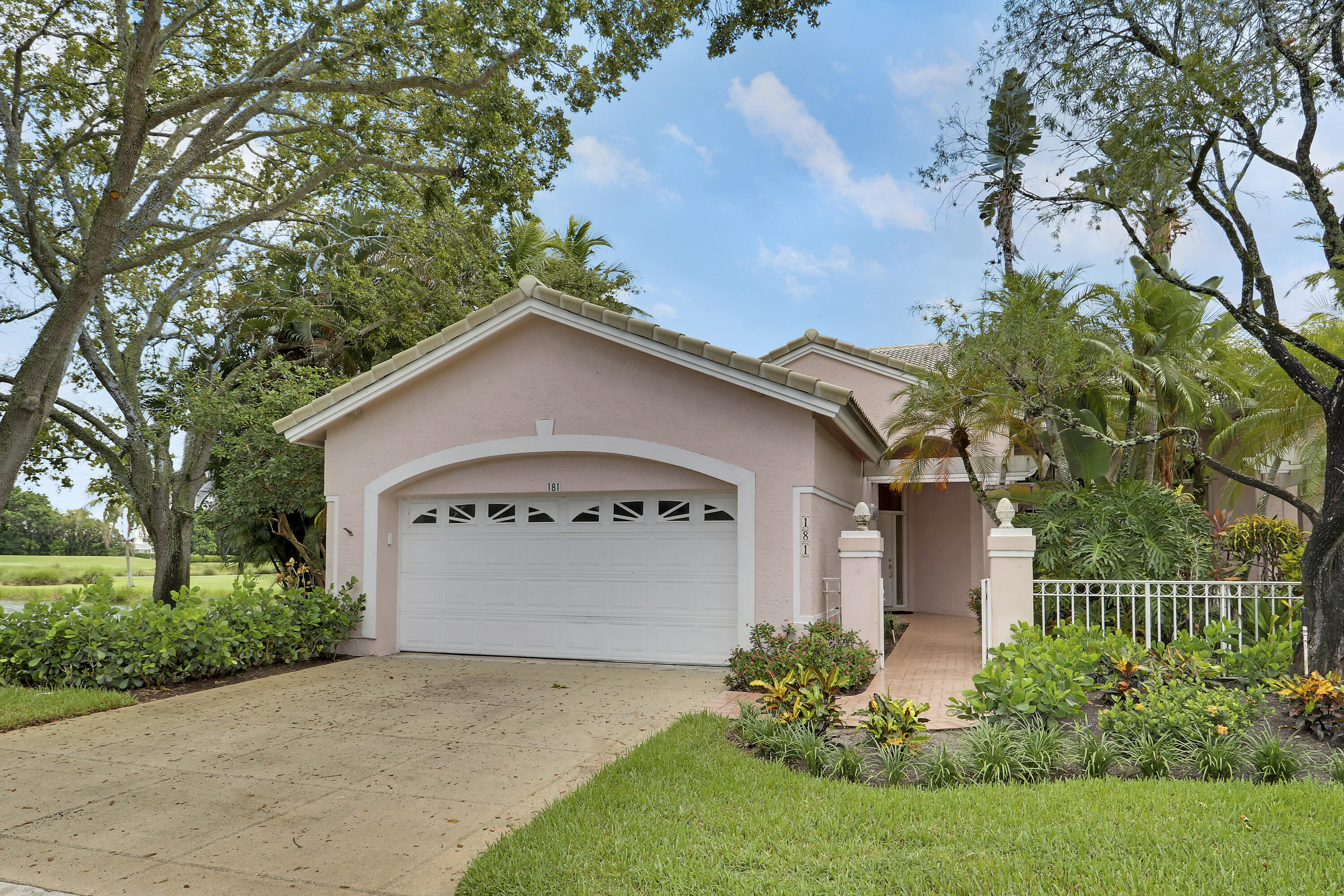181 Green Point Circle # 181, Palm Beach Gardens FL 33418