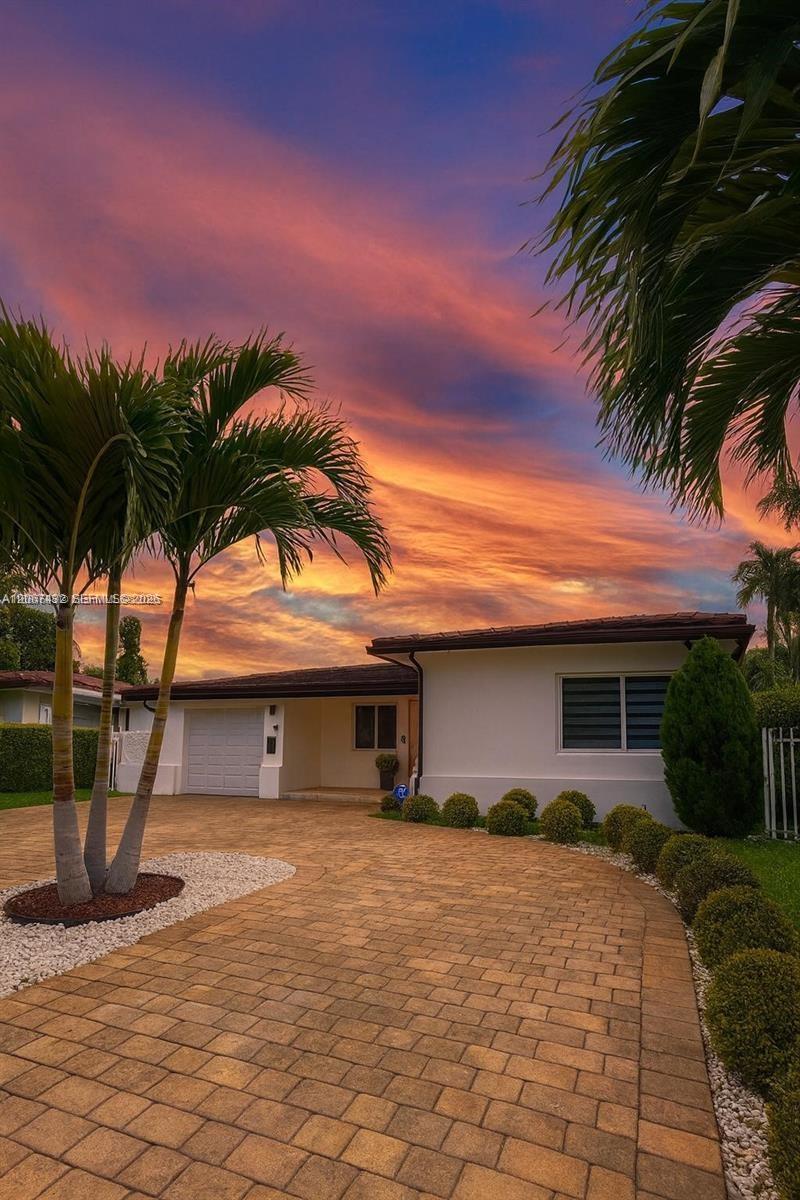146 Ponce De Leon Blvd, Coral Gables FL 33134