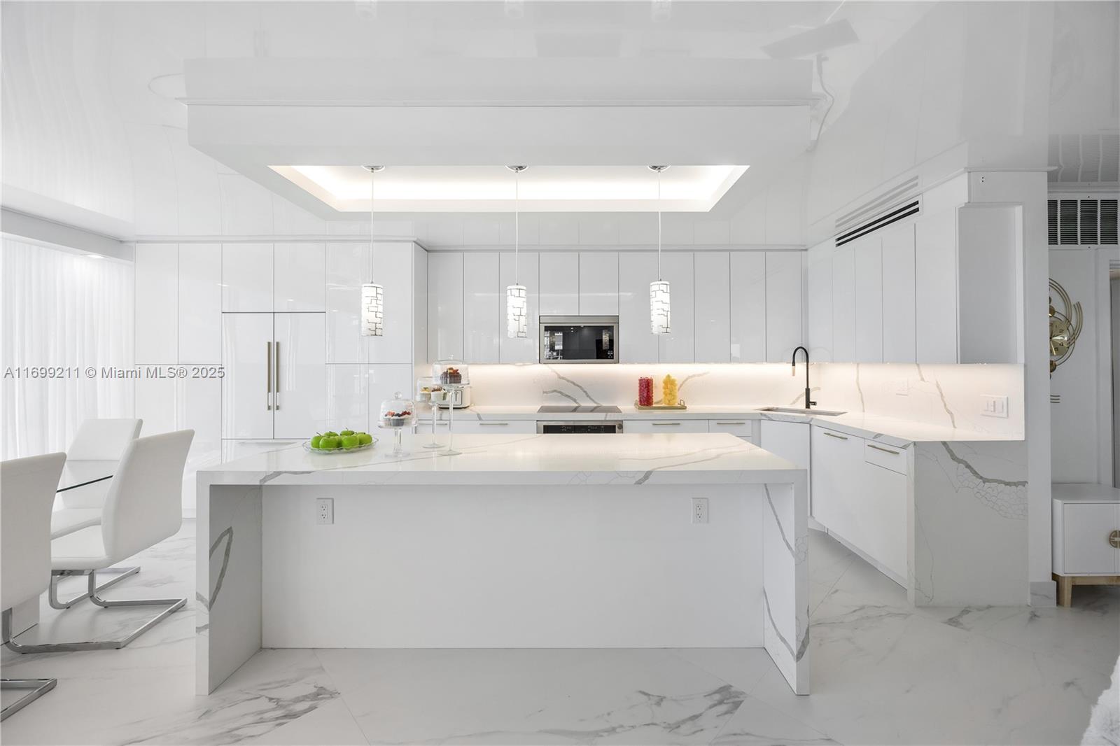 16445 Collins Ave # 1126 — Photo 5