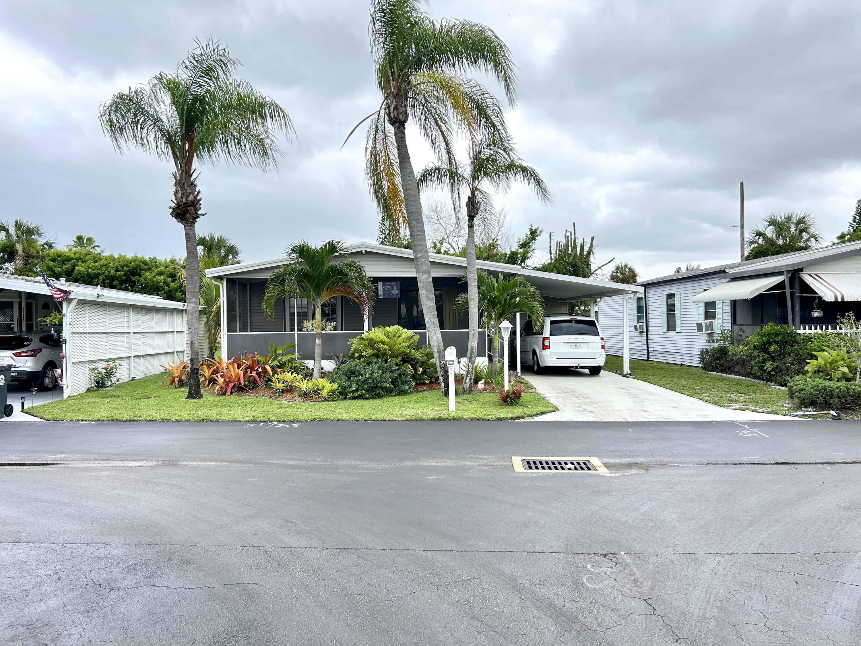 3409 Lake Overlook Place, Lake Worth FL 33462
