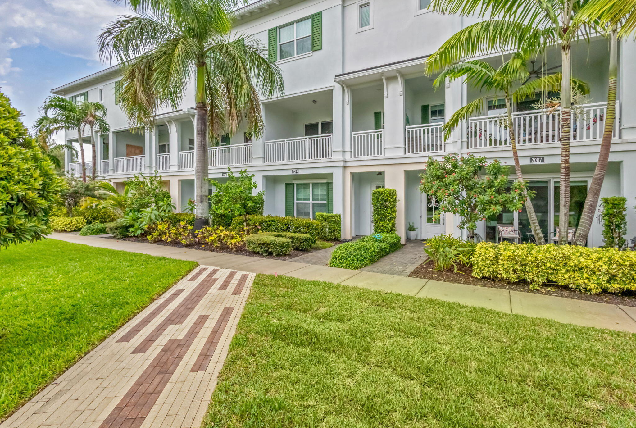 7089 Edison Place, Palm Beach Gardens FL 33418