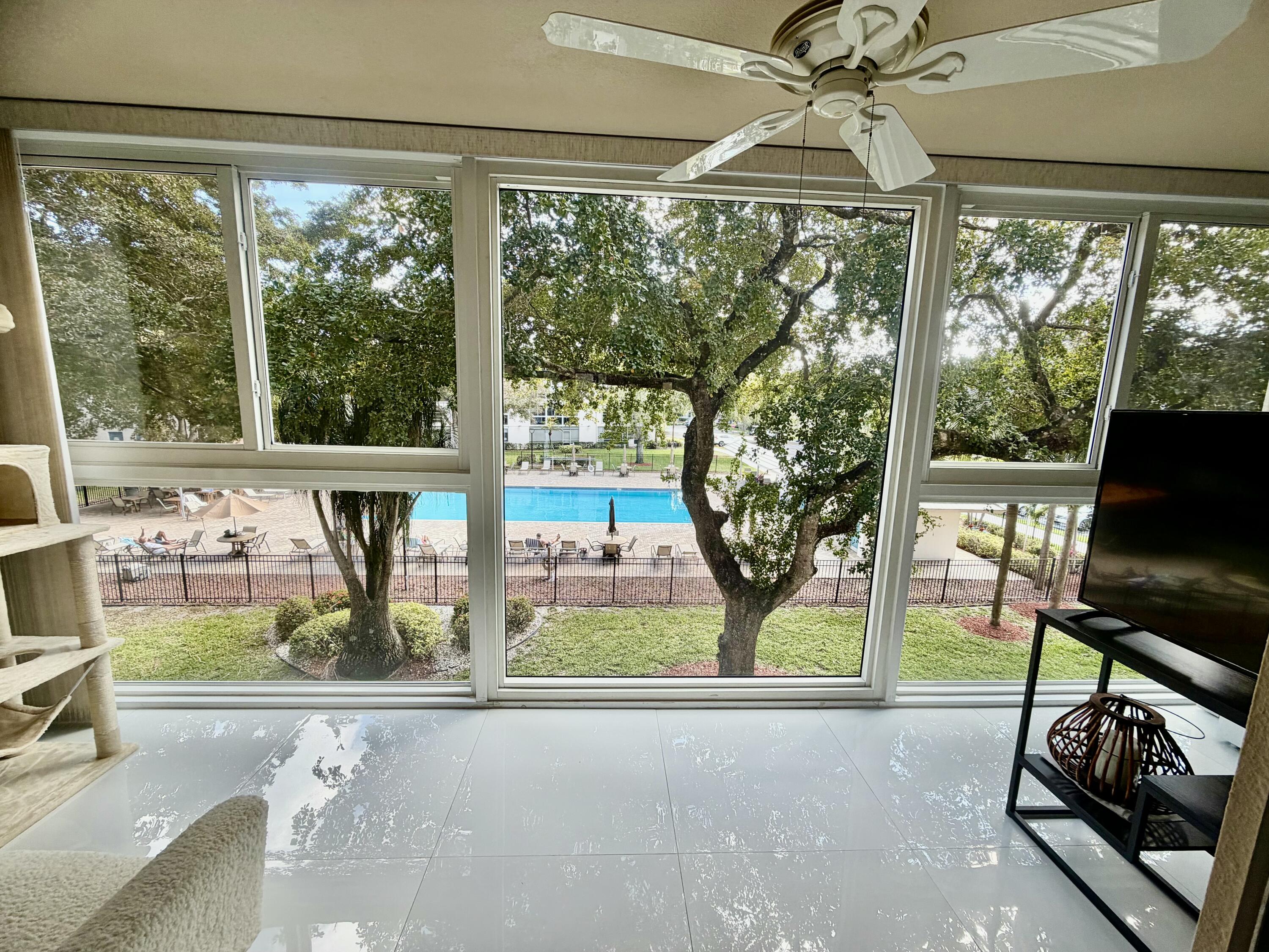 2004 GRANADA Drive # M3, Coconut Creek FL 33066