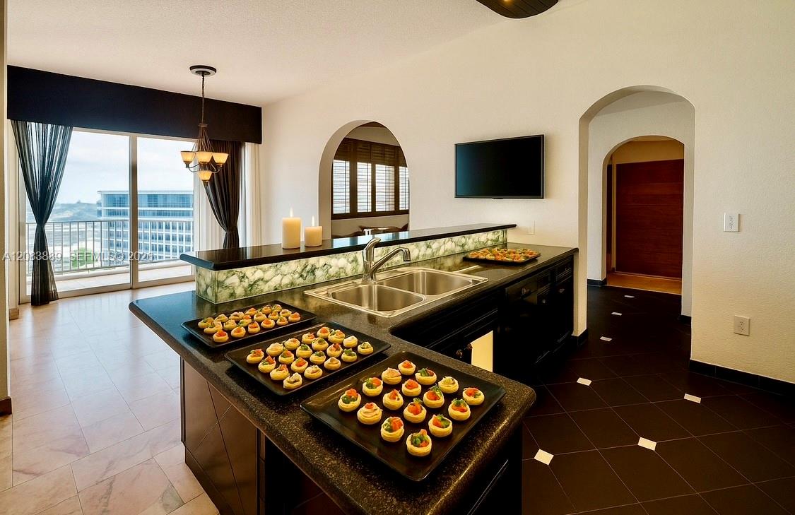 18071 Biscayne Blvd # PH04 & PH03 — Photo 3