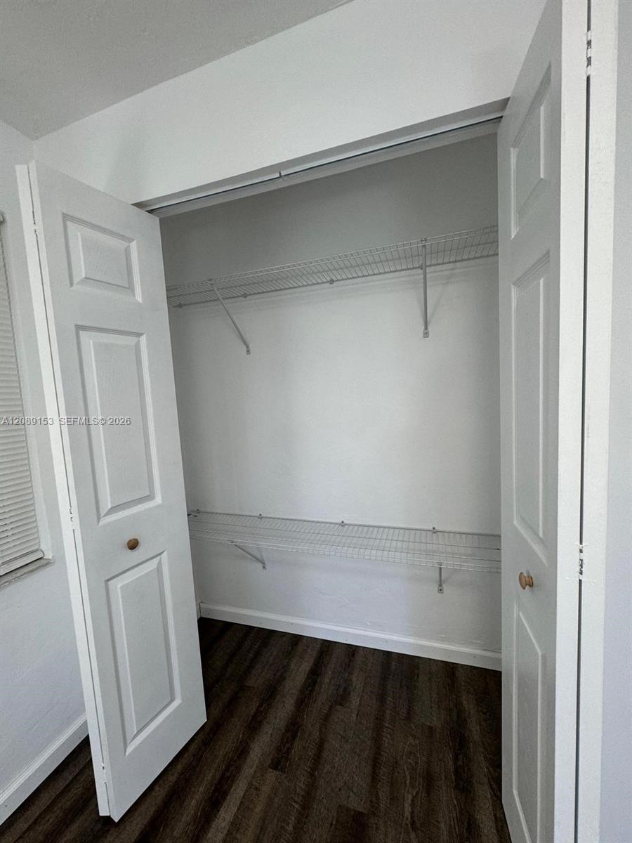 1416 SW 27th St — Photo 2