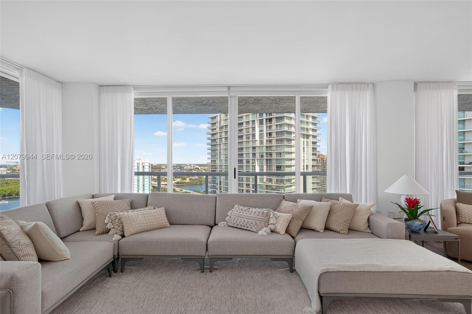 16500 Collins Ave # 2256 — Photo 4