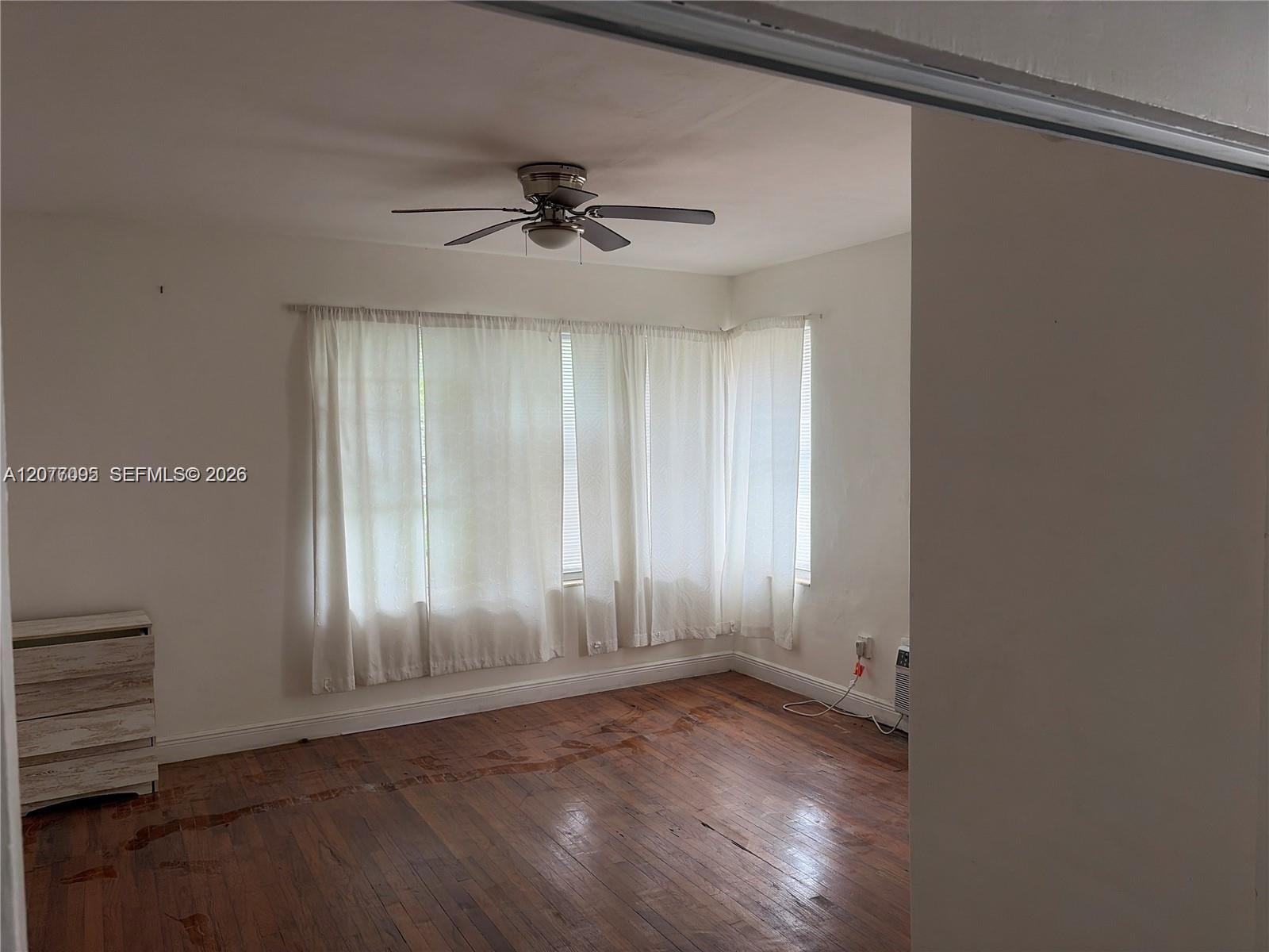 900 Jefferson Ave # 2 — Photo 4
