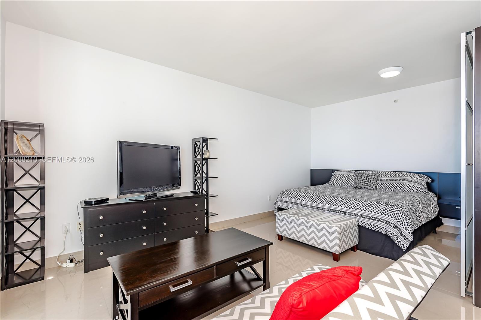 253 NE 2nd St # 3105 — Photo 5