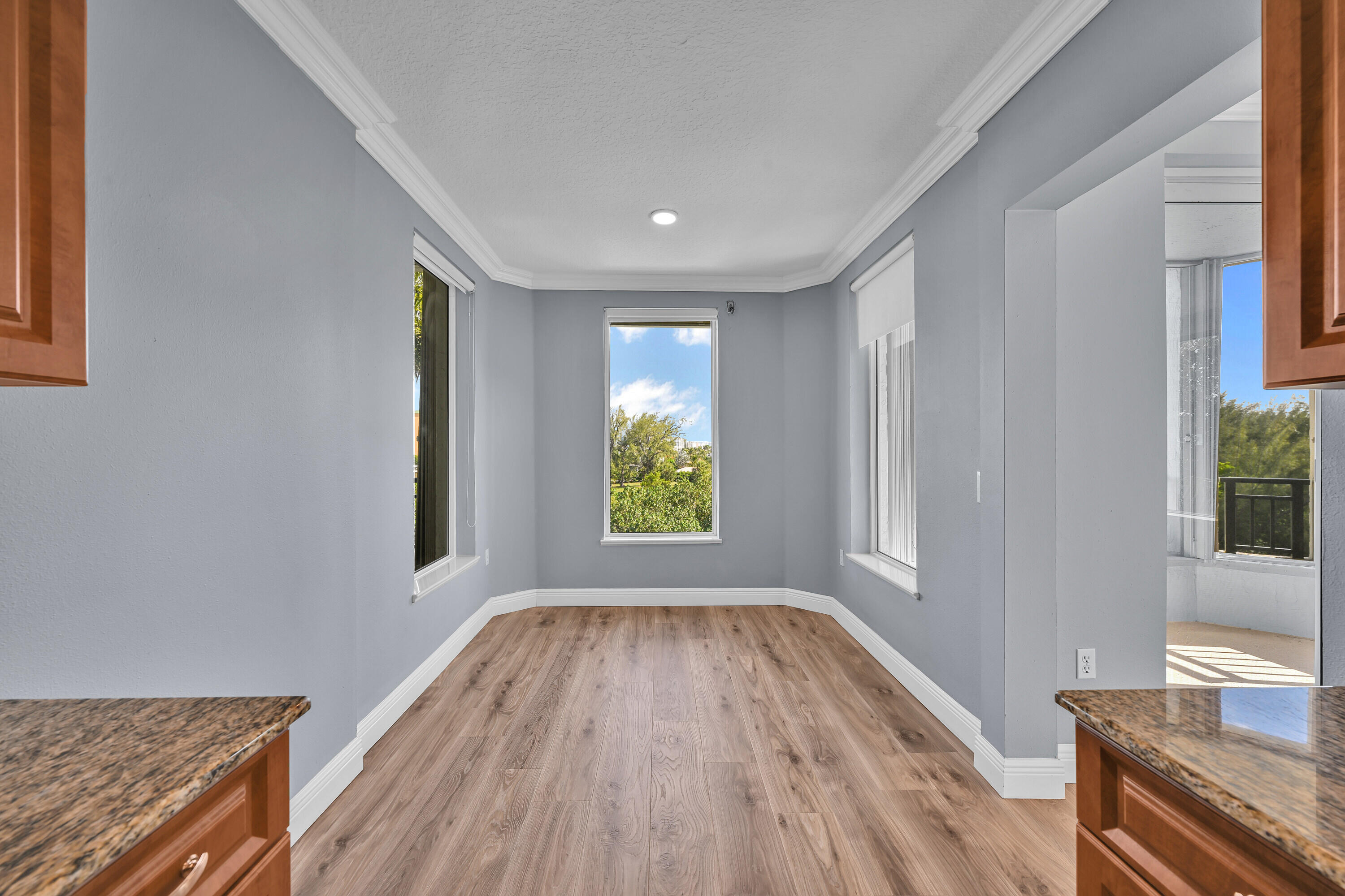 2880 NE 14th Street Causeway # 413 — Photo 5