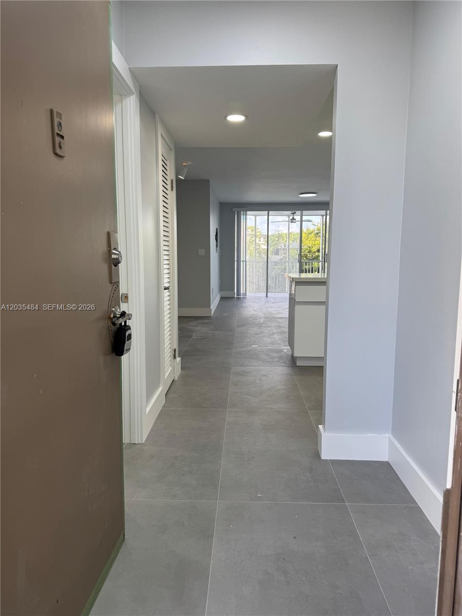 1680 NE 191st St # 2, Miami FL 33179