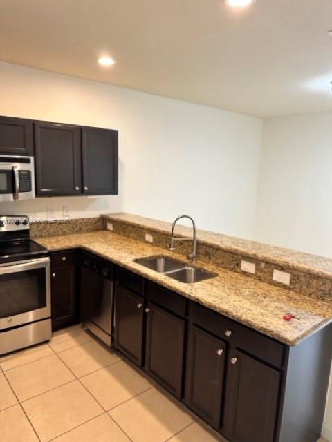 3210 SE 6th St — Photo 5